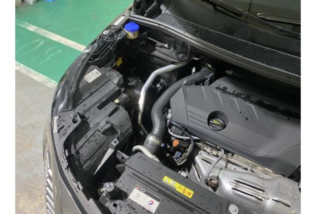 Peugeot 5008  第9張相片