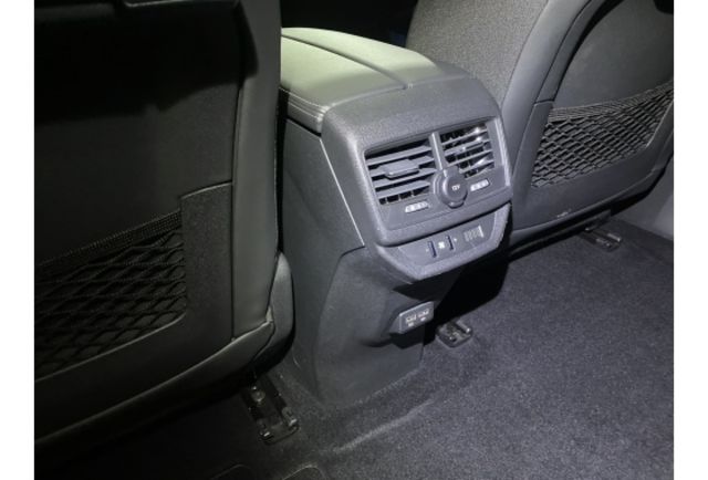 Peugeot 5008  第17張相片