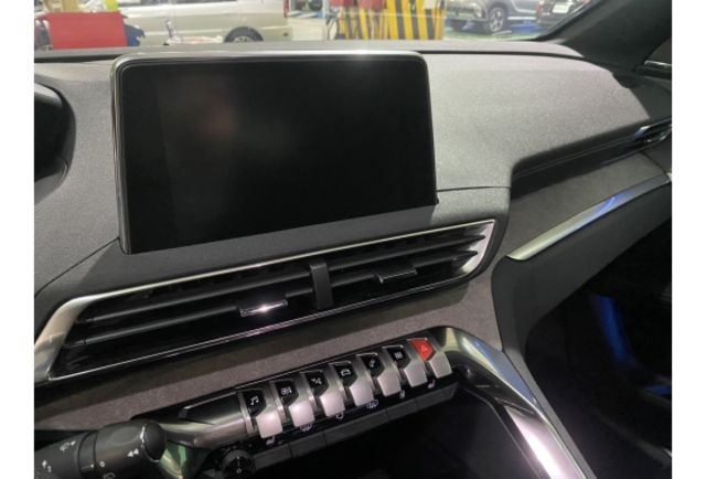 Peugeot 5008  第24張相片
