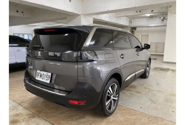 Peugeot 5008  第3張相片