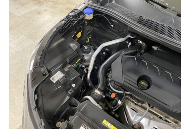 Peugeot 5008  第6張相片