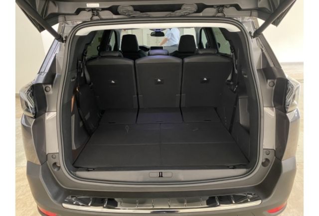 Peugeot 5008  第12張相片