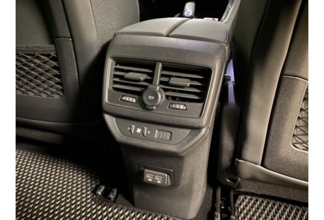 Peugeot 5008  第13張相片