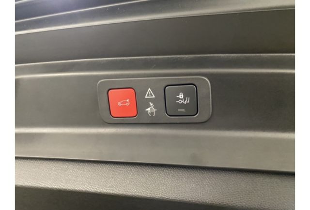 Peugeot 5008  第14張相片