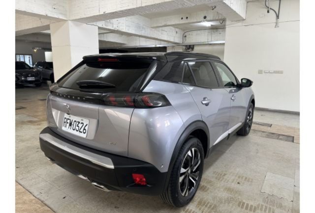 Peugeot 2008  第10張相片