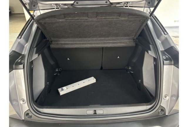 Peugeot 2008  第11張相片