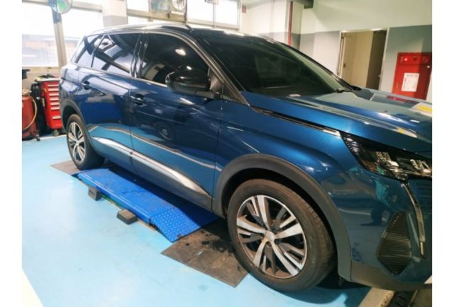Peugeot 5008  第12張相片