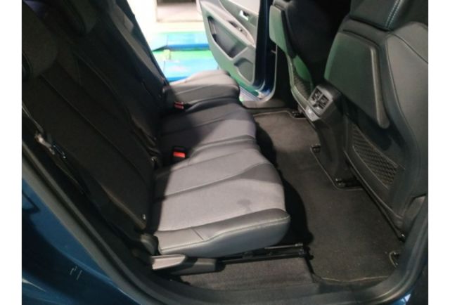 Peugeot 5008  第16張相片