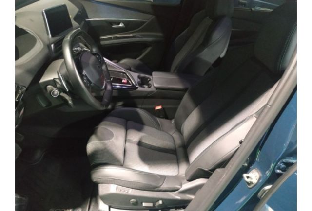 Peugeot 5008  第19張相片