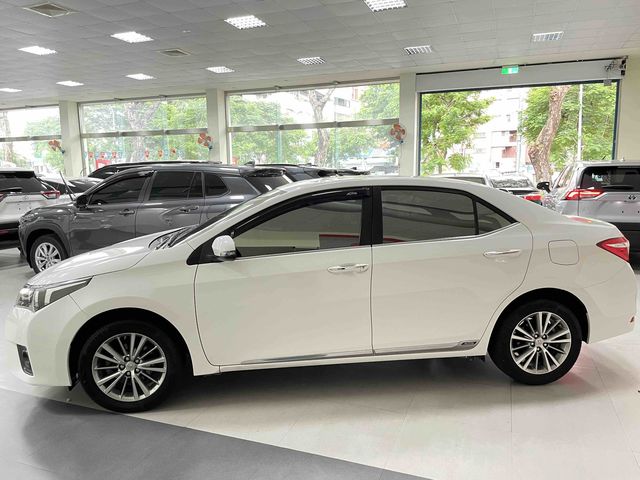 ALTIS 1.8  第4張相片