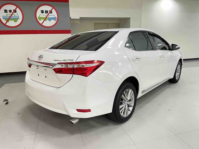 ALTIS 1.8  第5張相片