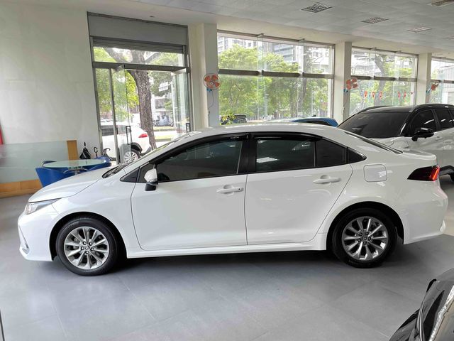 ALTIS 1.8  第4張相片