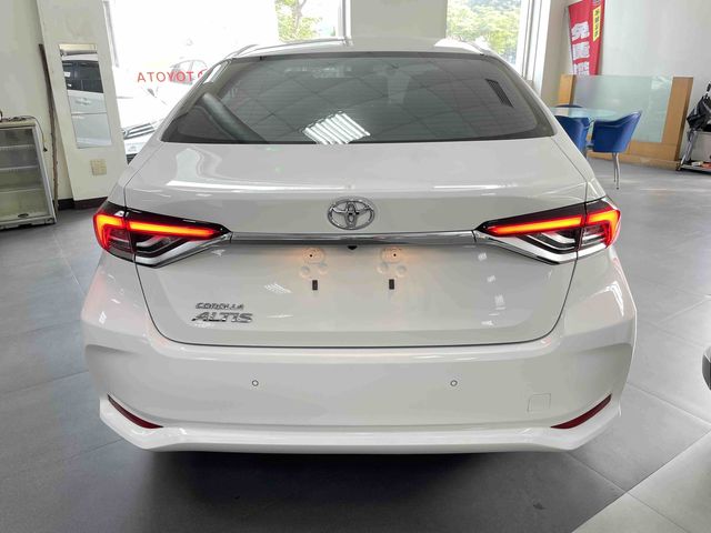 ALTIS 1.8  第6張相片