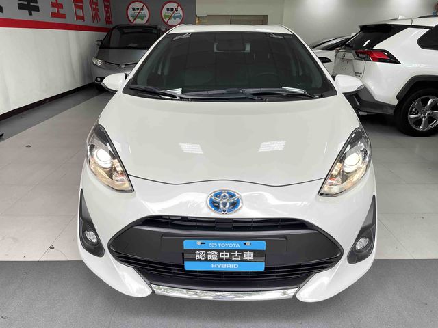 PRIUS 1.5  第2張相片