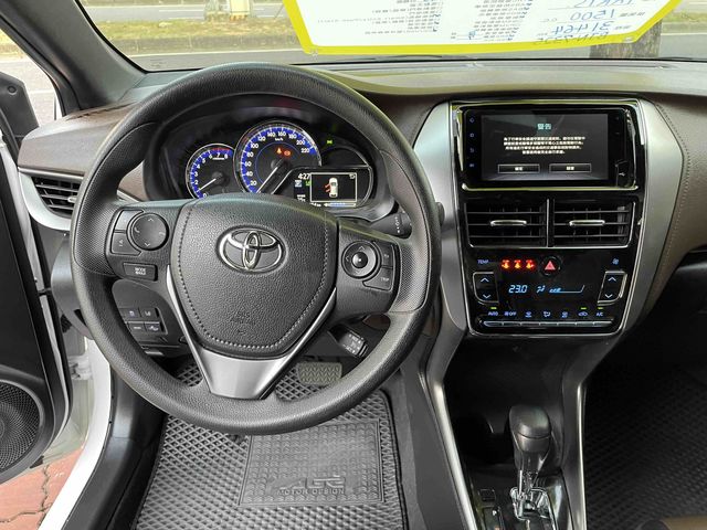 YARIS 1.5  第7張相片