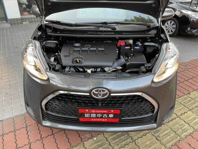 SIENTA 1.8  第10張相片