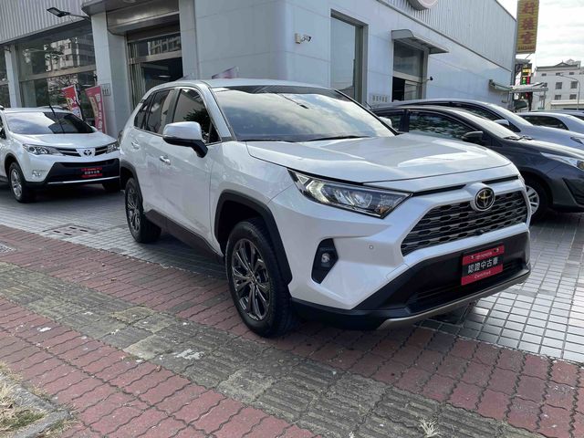 RAV4 2.0  第3張相片