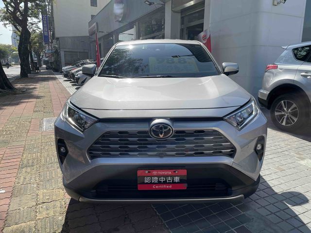 RAV4 2.0  第2張相片