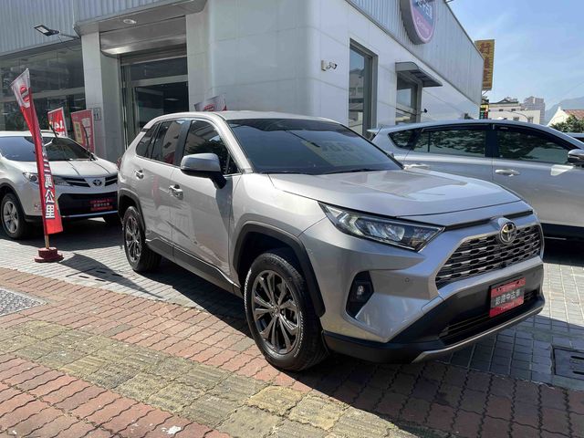 RAV4 2.0  第3張相片