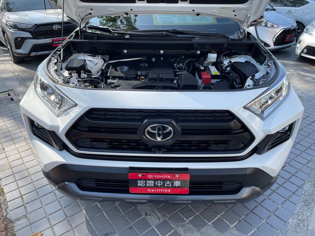 RAV4 2.0  第6張相片