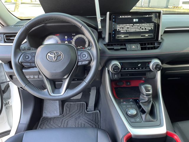 RAV4 2.0  第8張相片