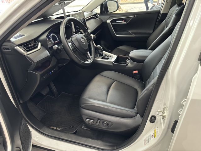 RAV4 2.0  第8張相片