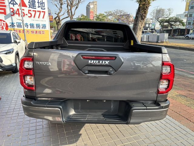 HILUX  第6張相片