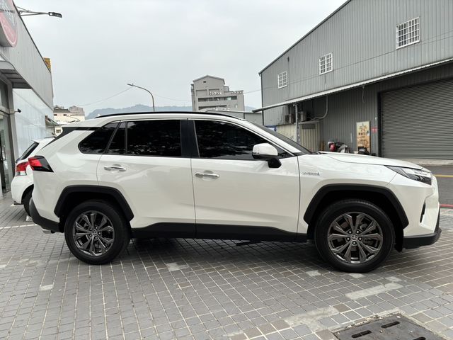 RAV4 2.5 HV  4WD  第4張相片