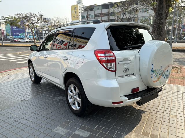 RAV4 2.4 2WD  第5張相片