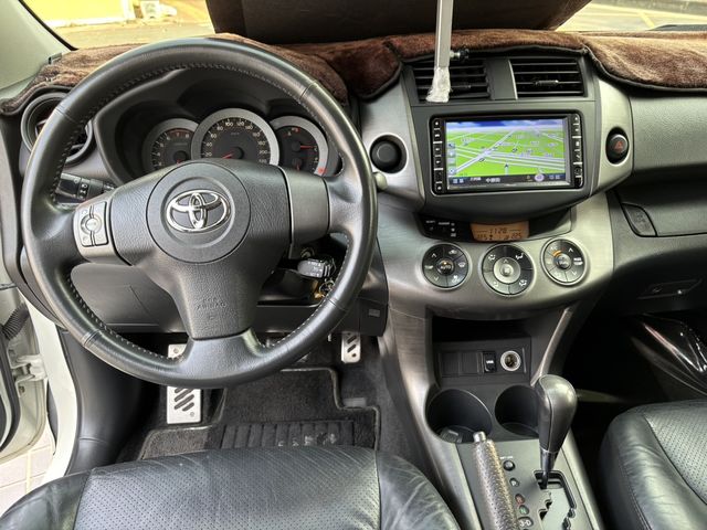 RAV4 2.4 2WD  第7張相片