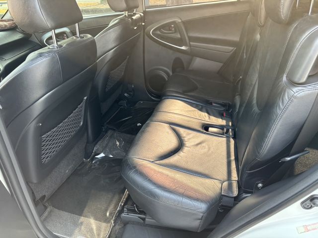 RAV4 2.4 2WD  第9張相片