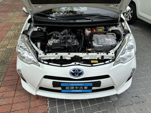PRIUS 1.5  第10張相片