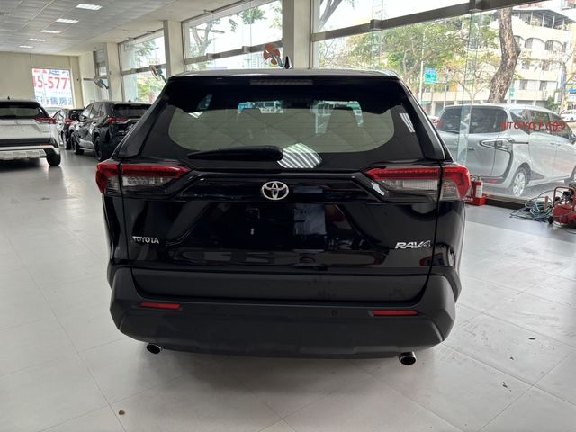 RAV4 2.0  第6張相片