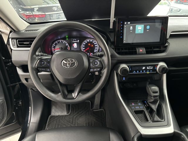 RAV4 2.0  第7張相片