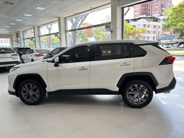 RAV4 2.0  第4張相片