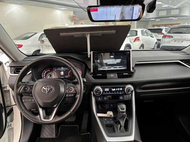 RAV4 2.0  第7張相片