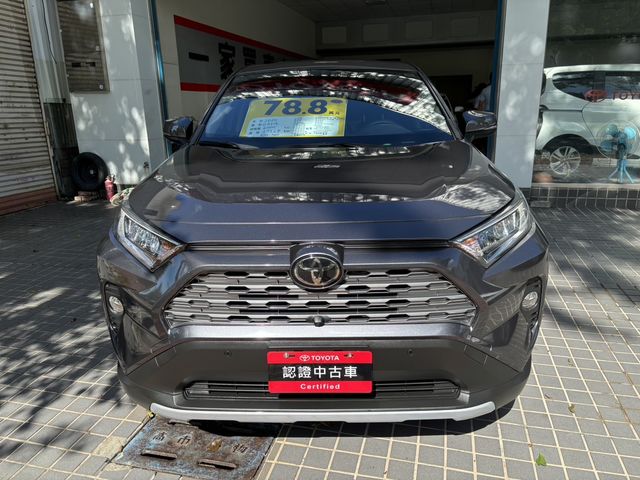 RAV4 2.0  第2張相片