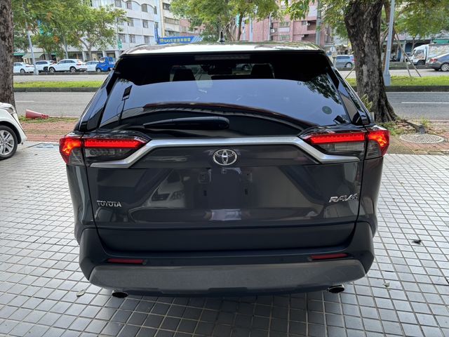 RAV4 2.0  第6張相片