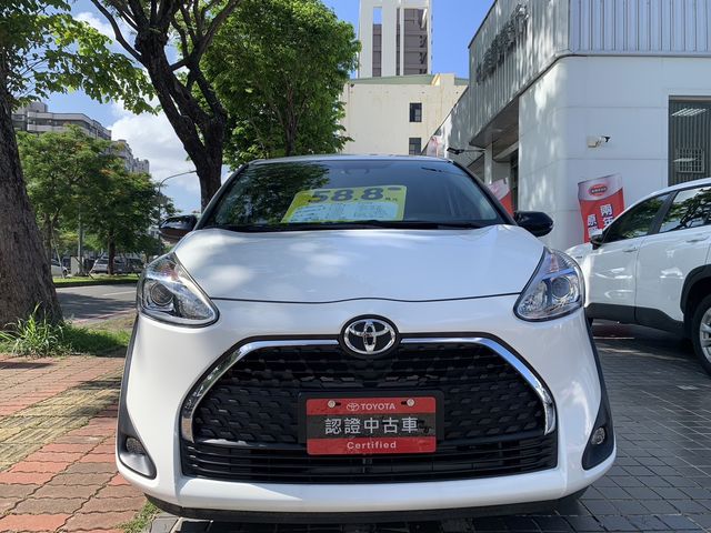 SIENTA 1.8  第2張相片