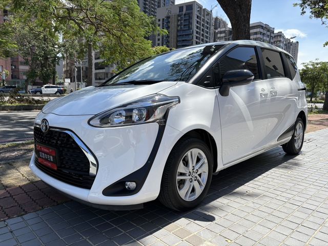 SIENTA 1.8  第1張相片