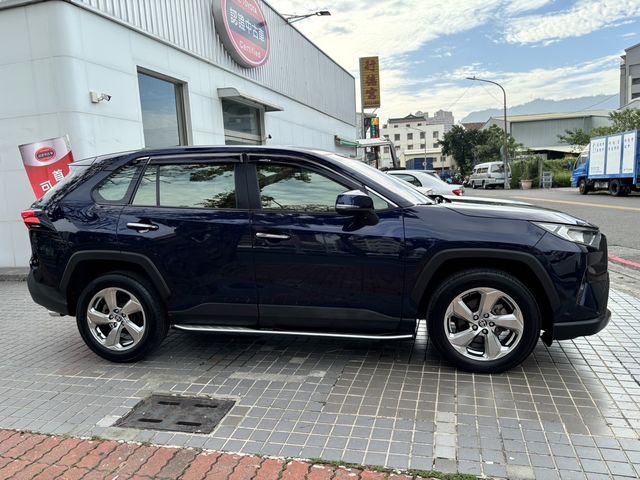 RAV4 2.0  第4張相片