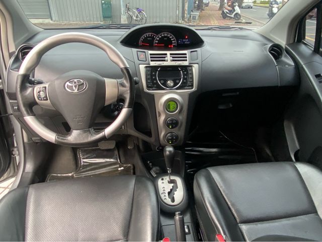 YARIS 1.5  第7張相片