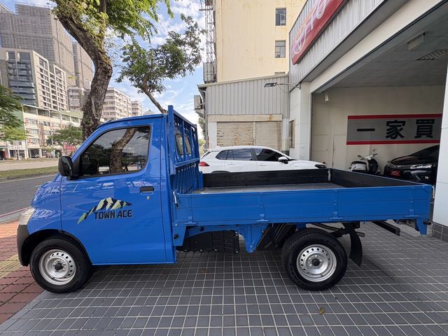 TOWN ACE 1.5  第5張相片