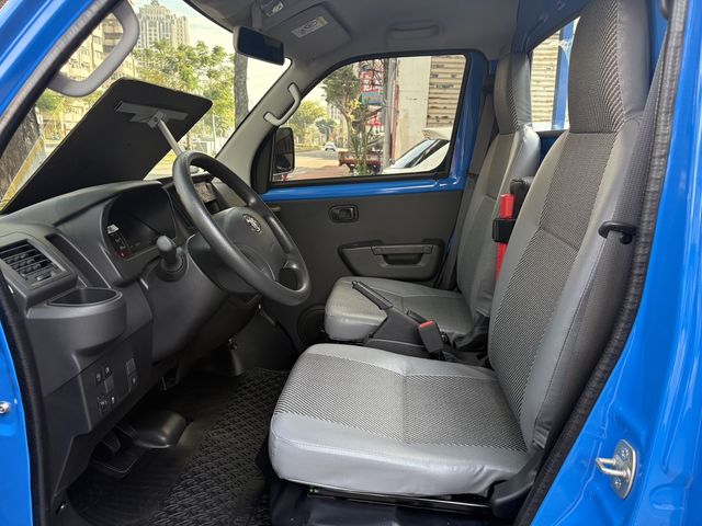 TOWN ACE 1.5  第7張相片