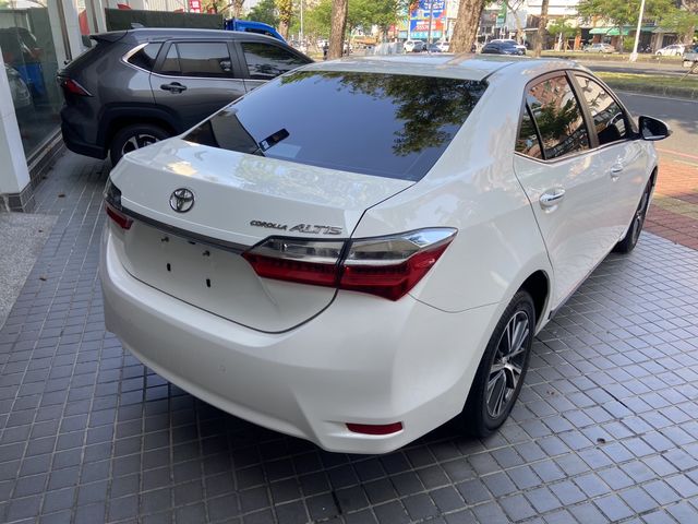 ALTIS 1.8  第5張相片
