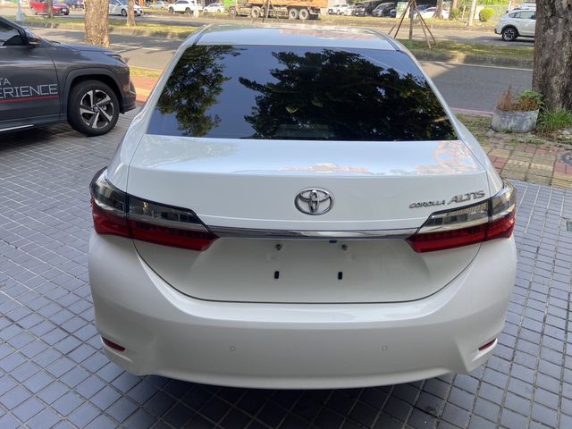 ALTIS 1.8  第6張相片