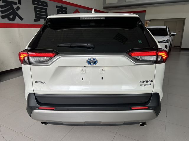 RAV4 2.5 HV  第6張相片