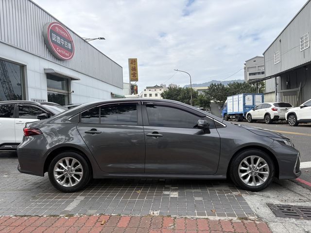 ALTIS 1.8  第4張相片