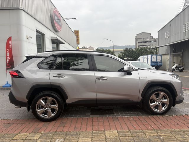 RAV4 2.5 HV  第4張相片