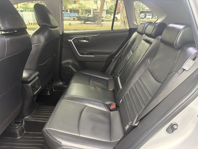 RAV4 2.5 HV  第9張相片